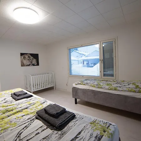 Villa Koivu 100m2 3mh, Rauhallinen Ja Tyylikaes Kaupunkikoti