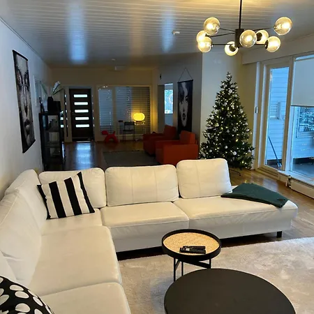 Koivu 100m2 3mh, Rauhallinen Ja Tyylikaes Kaupunkikoti Villa *