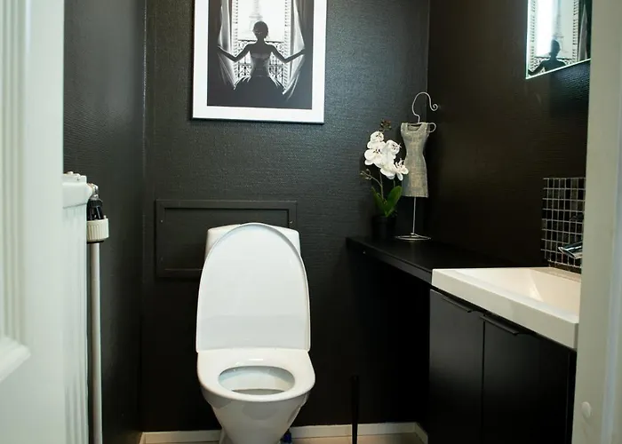 Villa Koivu 100m2 3mh, Rauhallinen Ja Tyylikaes Kaupunkikoti *